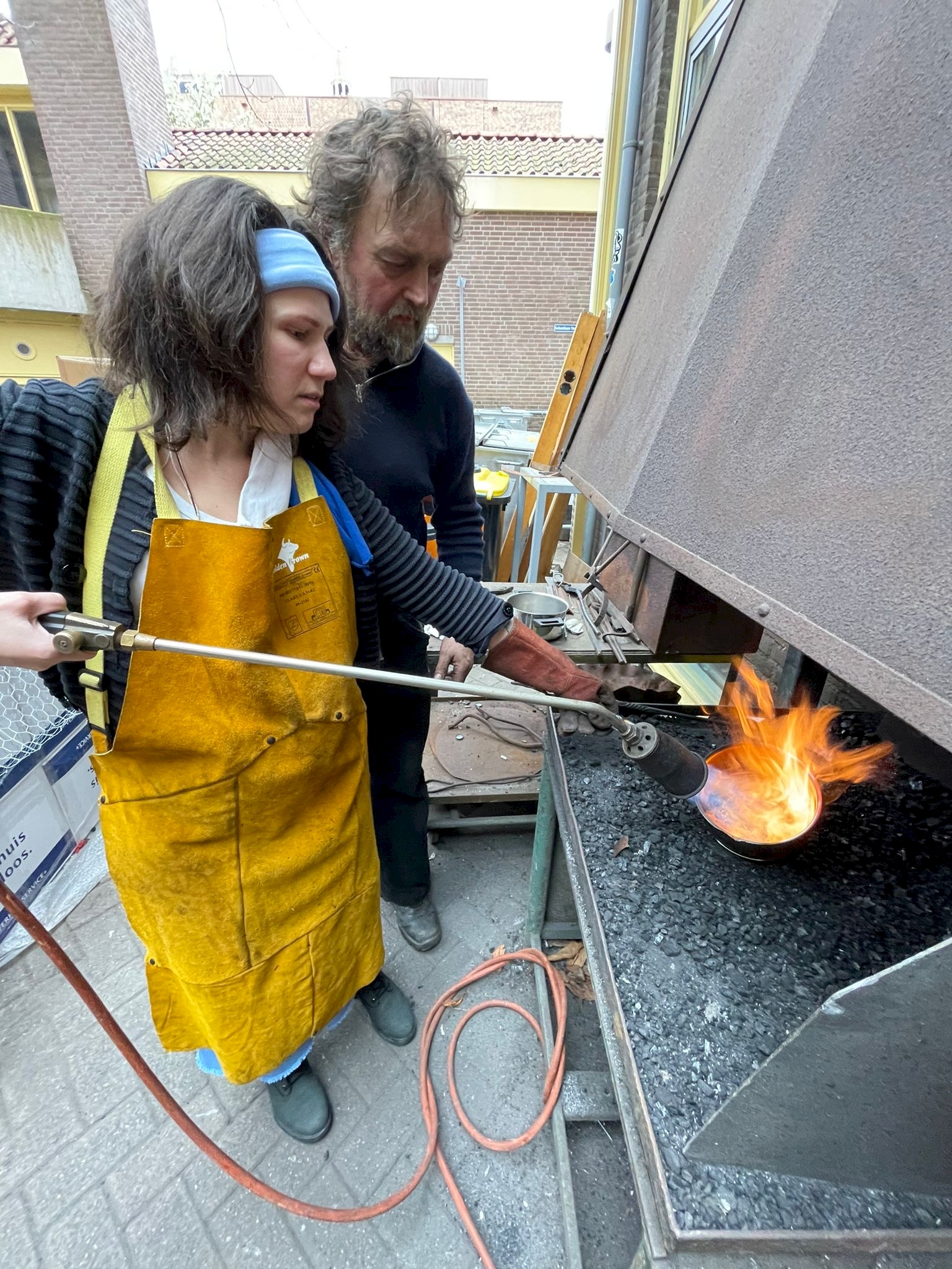 curious hands. space + sound in learning making Workshops. Screaming Tin. Marcel van Kan. Photo Marcel van Kan.