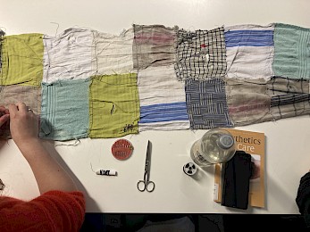 curious hands. space + sound in learning making 