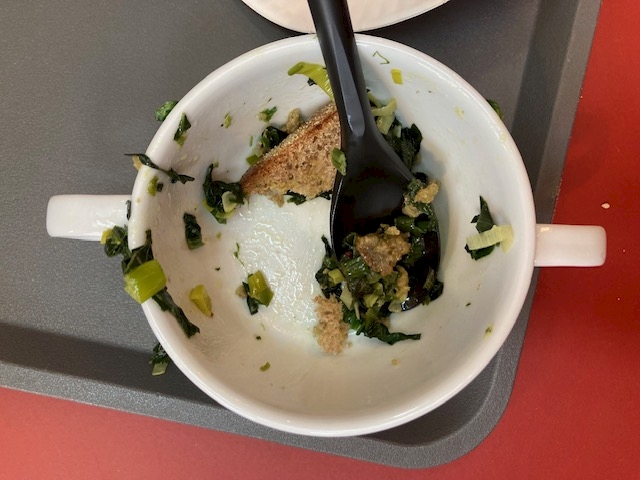 curious hands. space + sound in learning making Workshop. How to make warmoes. Marieke Hendriksen, Vera Eising & Vanessa Bakhuizen-van ‘t Hoogt. Photo: Imka Buurke.