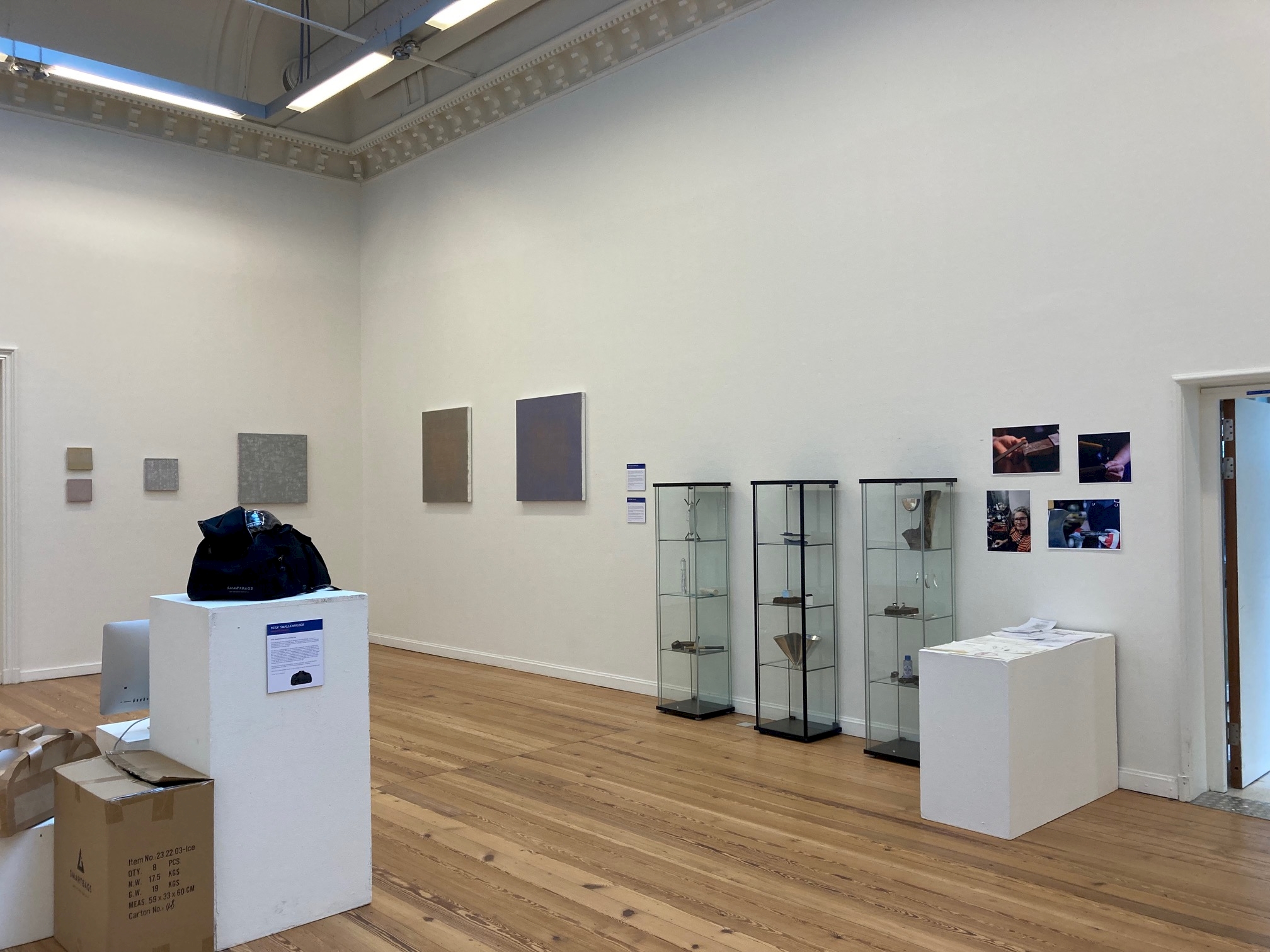 Knowing me. Knowing you. These are Curious Hands Exhibition View. Knowing Me. Knowing You. Koepelzaal.